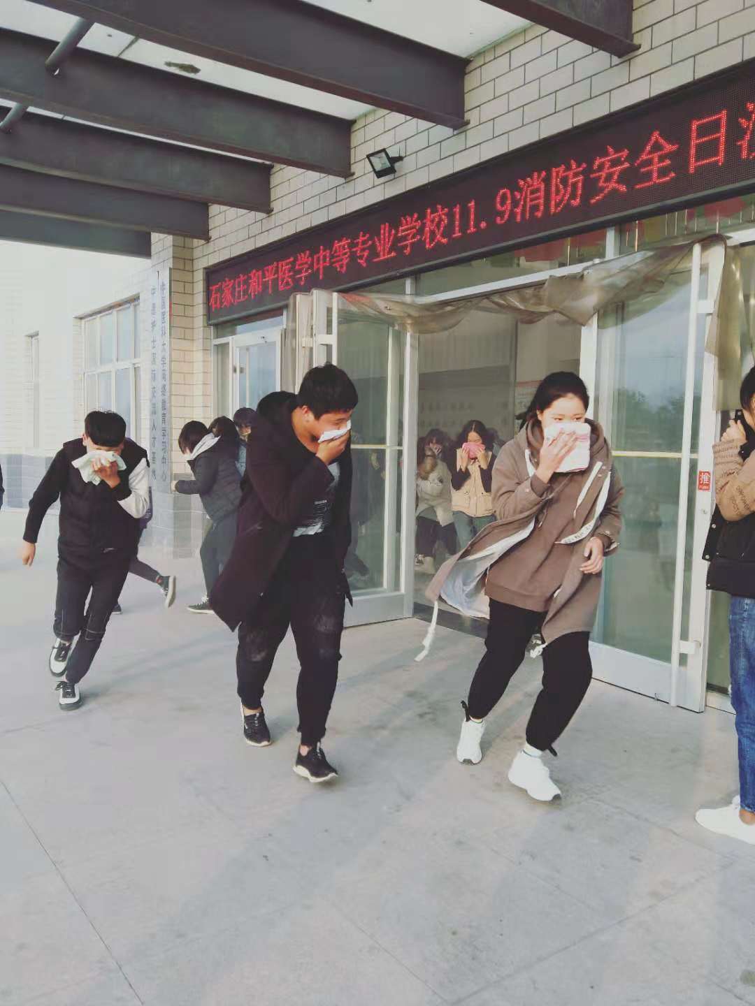 微信图片_20181130160909_wps图片.jpg